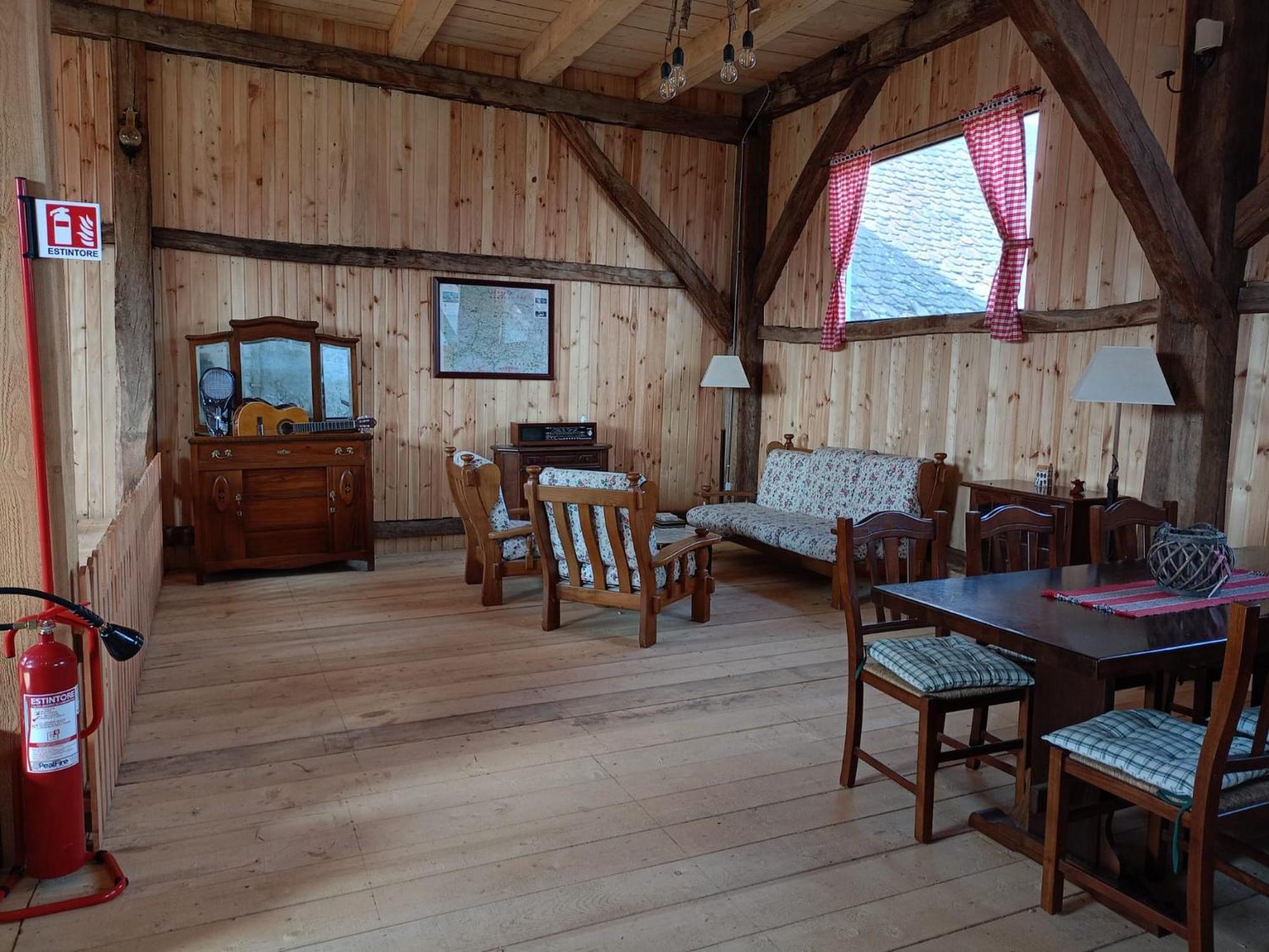 Chalet Giuel Barcut エクステリア 写真